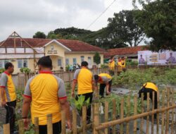 Waka Polres Lebak pimpin Giat kerja Bakti di Pekarangan Lestari dan Aspol Rangkasbitung